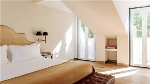 Hotel das Amoreiras, новый модный отель в Лиссабоне, имеет зеленый кафельный фасад, который заставит вас влюбиться