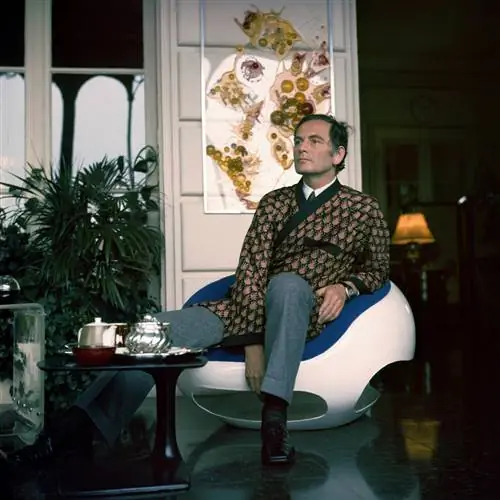 Особняк ПЬЕРА КАРДЕНА в самом сердце Парижа