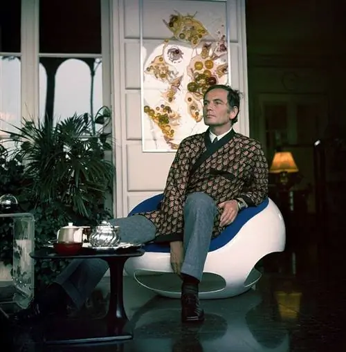 Особняк ПЬЕРА КАРДЕНА в самом сердце Парижа