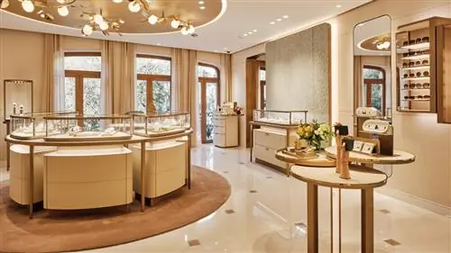 Новый магазин Cartier на Майорке: путешествие через океан