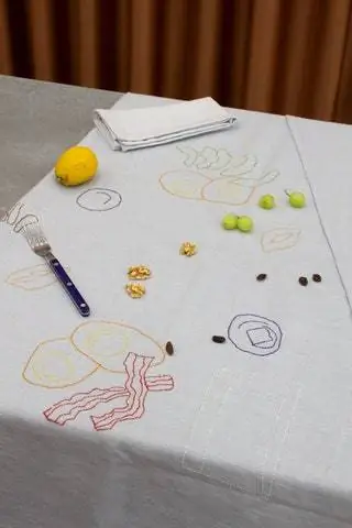 Скатерть с вышивкой HECHO x Mariasun Скатерть с вышивкой HECHO x Mariasun