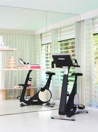 Компания Bustos внедрила персональный велосипед Technogym, высококлассный велосипед с элегантным дизайном и…