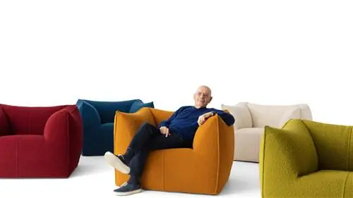 Кресло Марио Беллини «Bambole» продолжает соблазнять нас 50 лет спустя