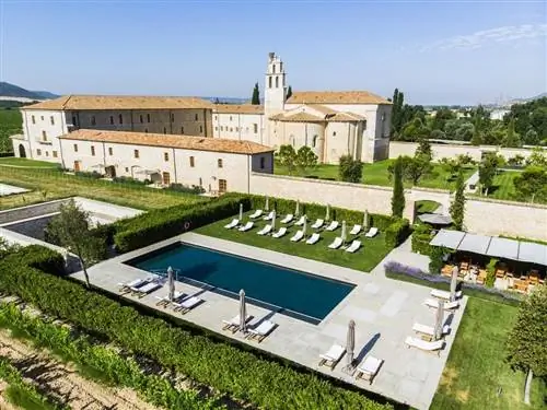 Abadía Retuerta Le Domaine считается одним из лучших отелей мира