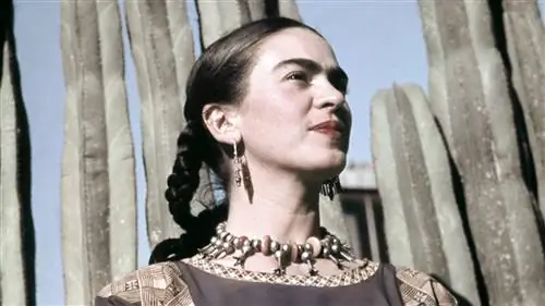 Идеальный план на эти выходные в Мадриде - посетить Casa México: выставку Frida, временный магазин и ресторан