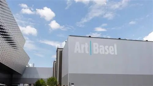 ART BASEL также отменяет сентябрьский выпуск