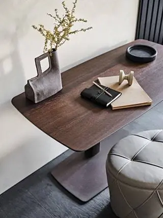 Семейство состоит из моделей Runner Keramik Runner Wood и Runner Leather соответственно с керамическим верхом… Семейство состоит из моделей Runner Keramik Runner Wood и Runner Leather соответственно с керамическим верхом…