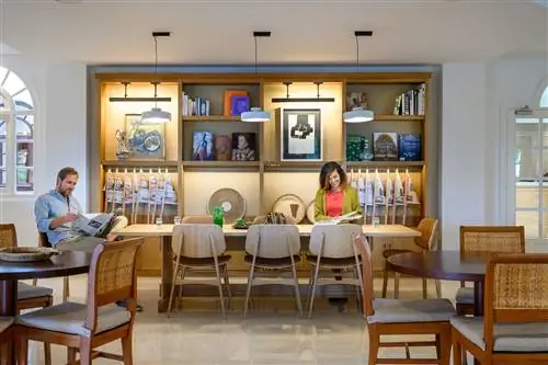 ПОЕЗДКА в Марбелью путешествие внутрь себя