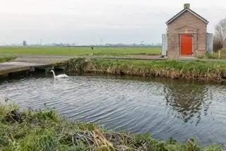 В 1920-х годах это небольшое здание в стиле экспрессионизма было построено для размещения трансформатора…