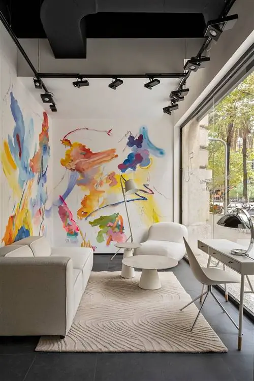 Установка в BoConcept Barcelona