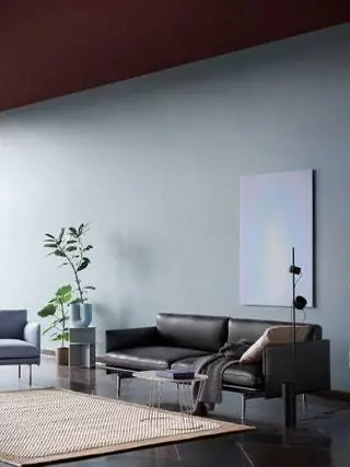 Новое расширение семейства Outline Sofa от Anderssen Voll за счет Outline Highback Sofa 1Seater - это дизайн…