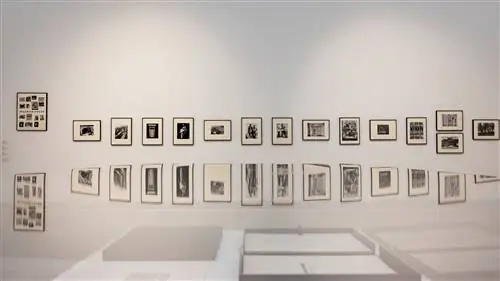 Фотовыставка в «Bombas Gens», документирующая реальность