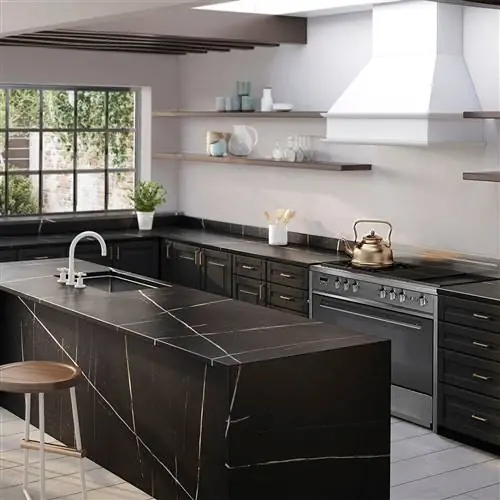 кухня Silestone Eternal Noir