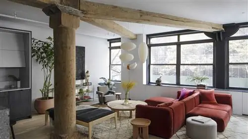 LOFT площадью 670 квадратных метров в Нью-Йорке, полный ИСКУССТВА