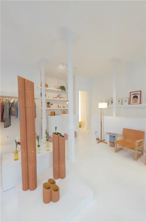 Мастерство и средиземноморская сущность, это Llop, другой магазин в Мадриде