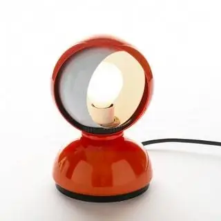Дизайн, который он сделал для Artemide в 1965 году, за который два года спустя получил Compasso D'Oro. Художник и…