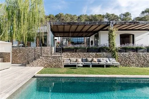 «Может ли Caterina VILLA с нотками NORDIC отключиться на IBIZA