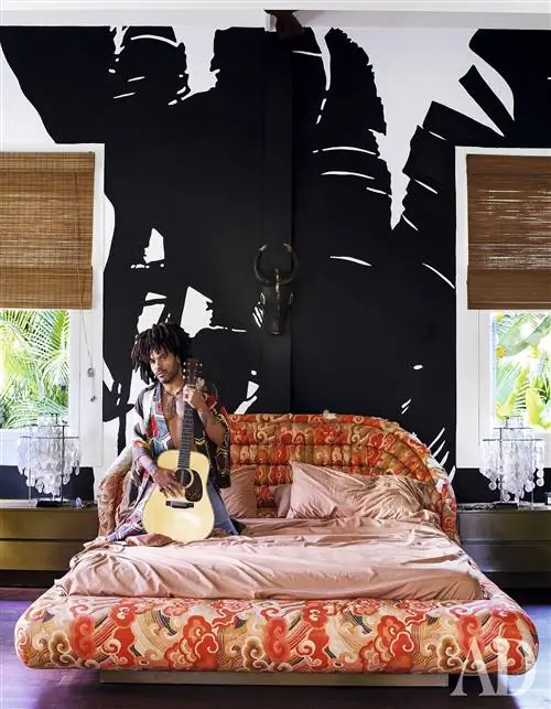 Все фотографии дома LENNY KRAVITZ