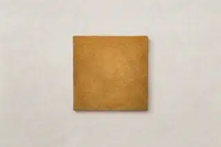 Изделие ручной работы из натуральной терракоты с соблюдением естественного состояния материалов.nbsp