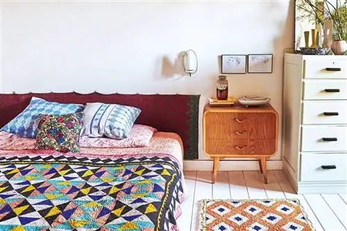 Дом на старом стоге сена