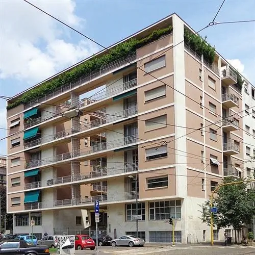 Фасад 'CASA RUSTICI' в Милане