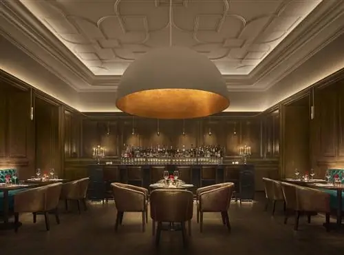 В ресторане Oak Room отеля Abu Dhabi Edition подают один из лучших стейков в городе