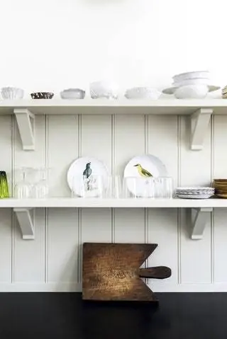 Кухонный уголок с керамикой Astier de Villatte.nbsp