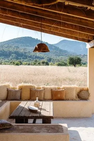 На ферме есть большая органическая ферма, имеющая органическую сертификацию для всех своих культур. Их овощи…