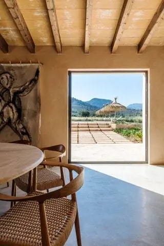 Дом был восстановлен в соответствии с устойчивыми параметрами «Мы переработали каждый камень и кусок дерева, которые были в нашем…