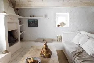 В том же пространстве картина в Els Encants и лампа Cestita de Mil для Santa Cole.nbsp