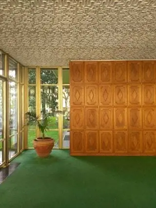 Милан - Мекка чудесного портала. Красивые примеры есть на всех улицах и углах. Чем серее и темнее…