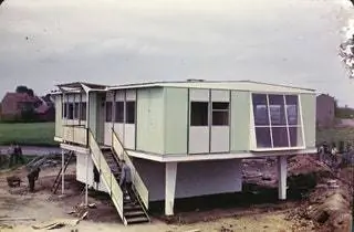 Casa Mtropole Tourcoing около 1952 года. Коллекция Centre Pompidou Paris Muse National Dart ModerneCentre de cration… Casa Mtropole Tourcoing около 1952 года. Коллекция Centre Pompidou Paris Muse National Dart ModerneCentre de cration…