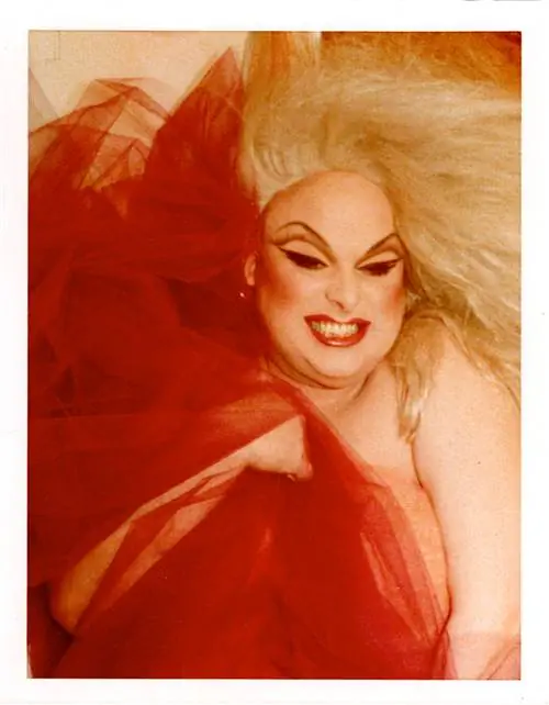 Выставка Loewe на DIVINE, которую вы должны увидеть в PhotoEspaña