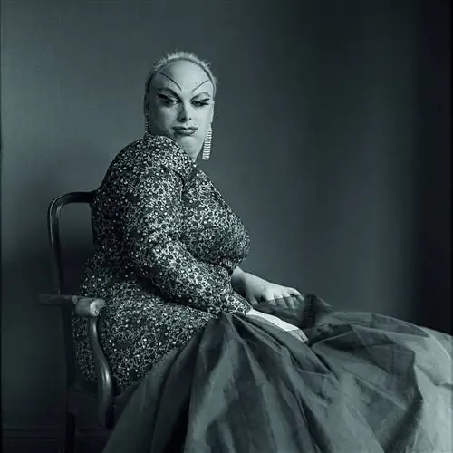 Выставка Loewe на DIVINE, которую вы должны увидеть в PhotoEspaña