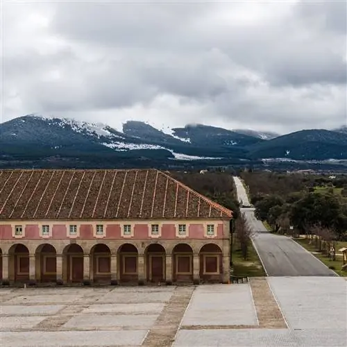 Вид на дворец Риофрио