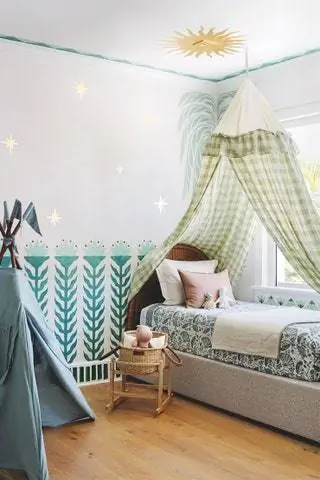 кровать с балдахином вигвам корзина из ротанга