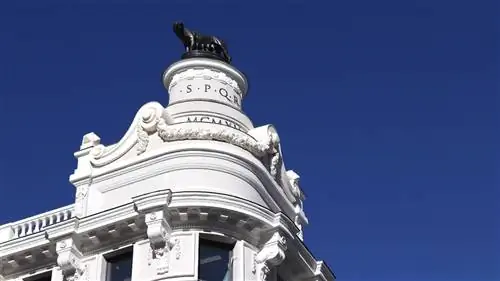 Откройте для себя впечатляющую реконструкцию первого здания, построенного на улице Гран-Виа в Мадриде