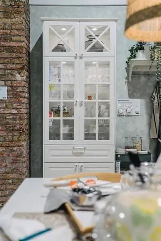 Вы сможете открыть для себя все виды кухонь от самых традиционных до самых современных, проходя…