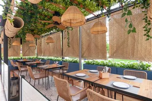 10 террас, где можно поужинать или выпить этим летом в Мадриде