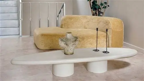 Простота и максимум дизайна для этого трехэтажного дома в центре Парижа