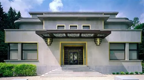 Villa Empain', особняк в стиле ар-деко 1930-х годов, в котором спал только один человек