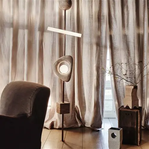 Дизайнер Анна Карлин представляет новые изделия из травертина