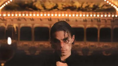 ФОНОВАЯ МУЗЫКА: Сен Сенра спасает театр Ла Палома в Барселоне в «Возвышенном»