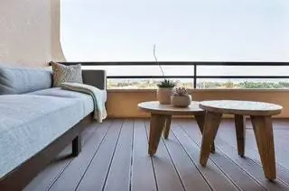 Команда Pura Cal разработала диван для террасы