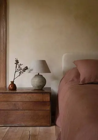 Натуральные материалы, такие как лен, являются лейтмотивом изделий Zara Home