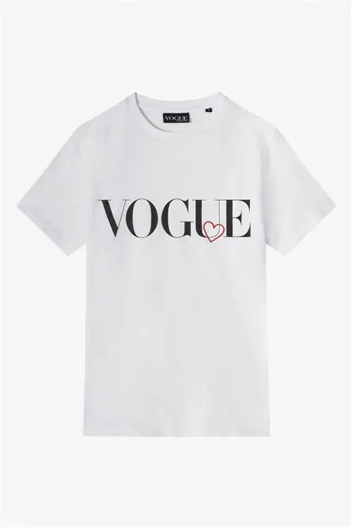 Белая футболка VOGUE LOVE