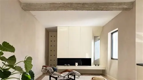 НАТУРАЛЬНЫЕ материалы и много СВЕТА в центре Мадрида