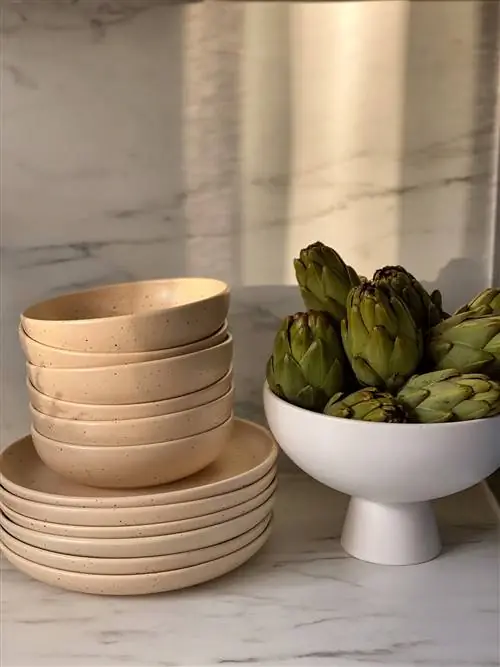 SUNDAY TABLE Датский и натуральный нейтральный ремесленник Альберто Ортис Рей