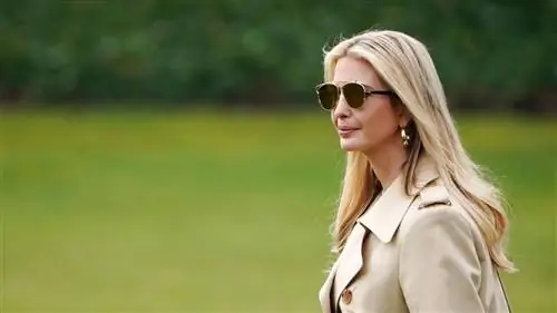 Это роскошное здание, в котором живет Иванка Трамп