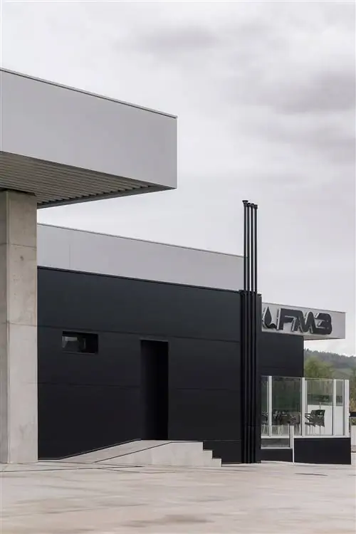 Заправка Гектора Наварро